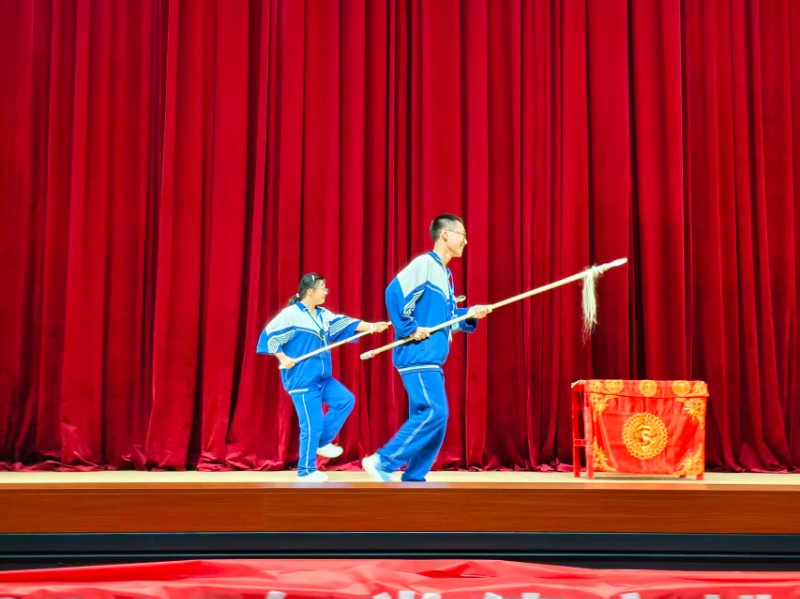 1762236863726096940.jpg 1762236863726096940.jpg