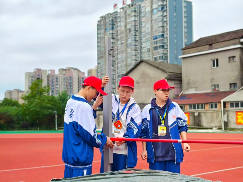 1762319379921047797.jpg 1762319379921047797.jpg