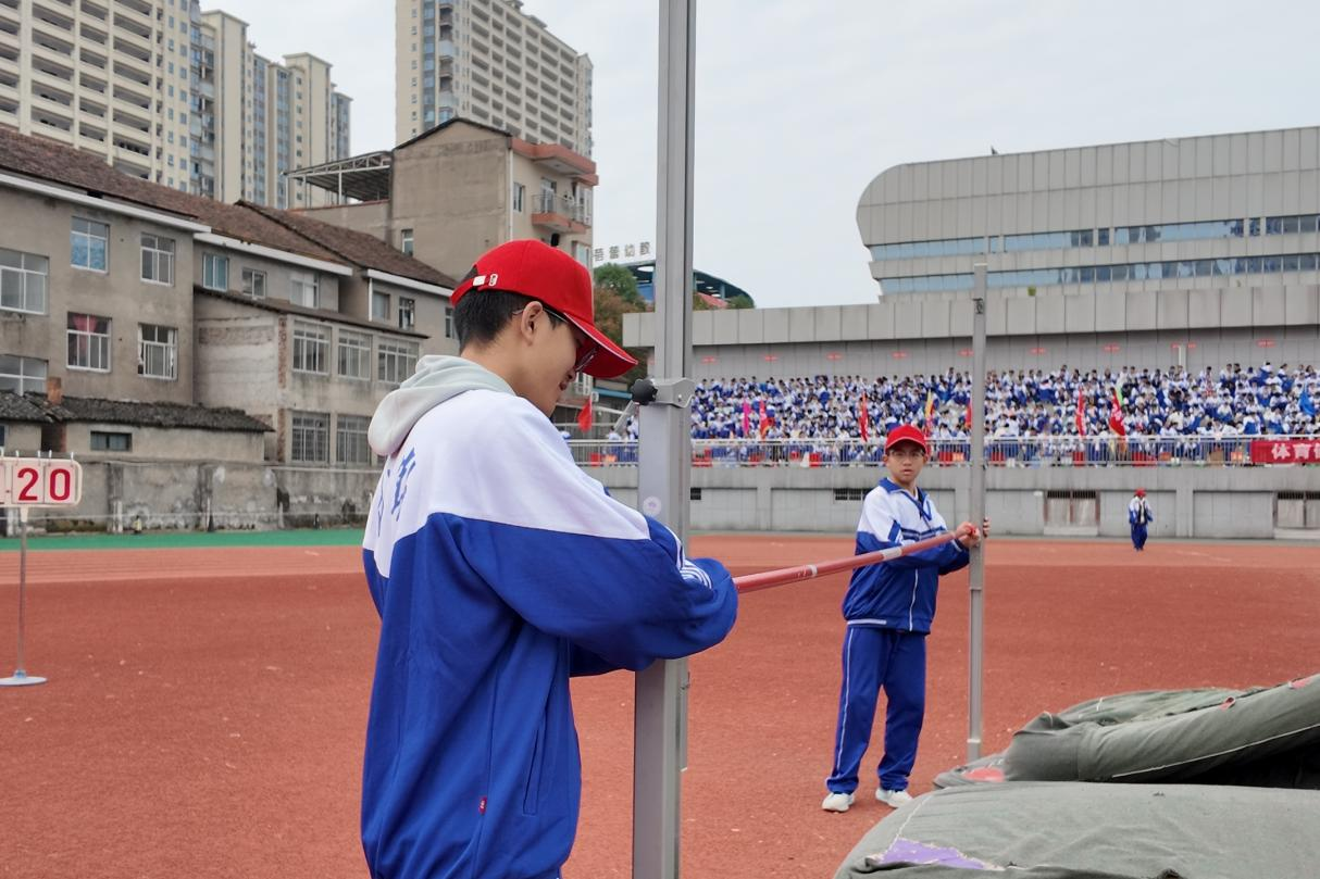 1762767852273064190.png 1762767852273064190.png