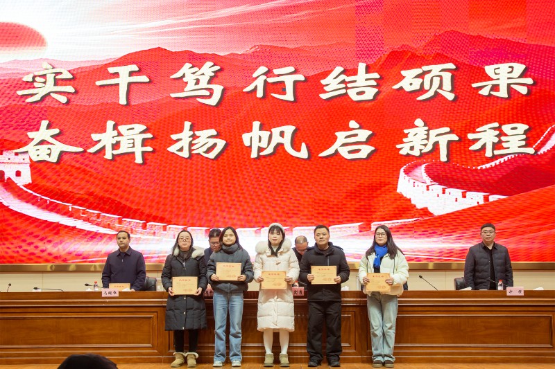 1770555892349087097.jpg 1770555892349087097.jpg