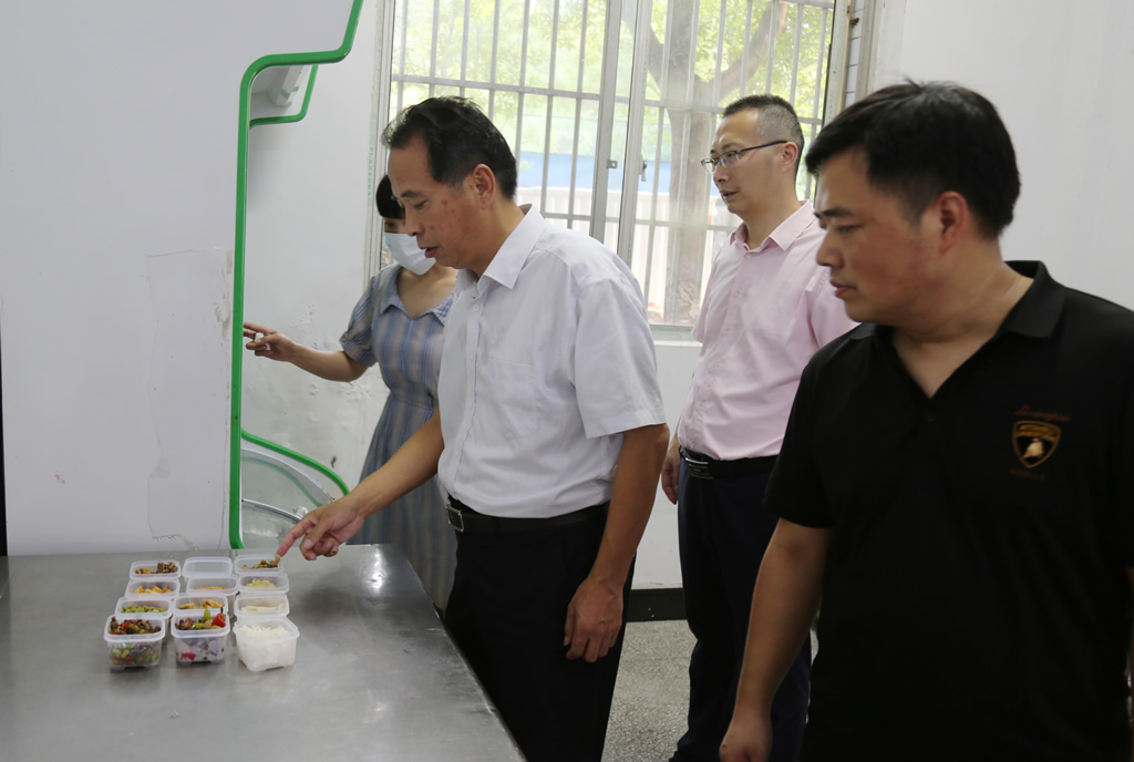 桃源一中开展校园食品安全专项督查